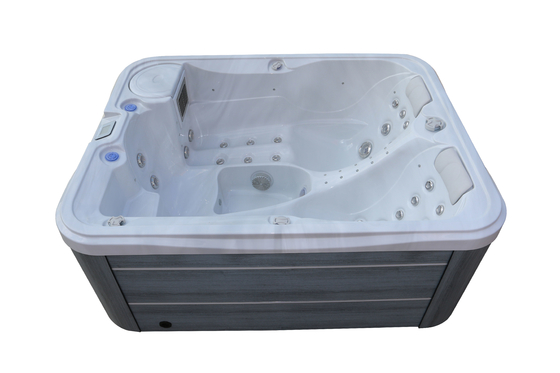 E-372D Acrylic Whirlpool Massage Outdoor Spa Tub Balboa Swim Spa For 3 Persons