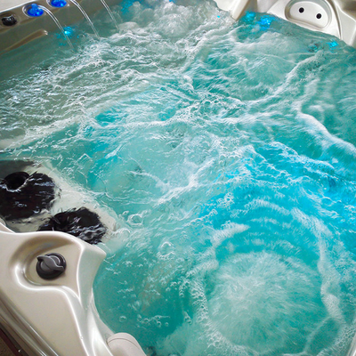 Luxury Garden Hot Tubs For 4 People Adult Acrylic Spas Bathtub Whirlpool With Massage Function For Outdoor