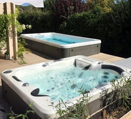 Balboa Acrylic 6 Person Whirlpool Hot Tub With Underwater Led Light For Family And Friend